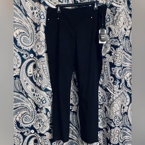 🖤Black Stretch Pants🖤